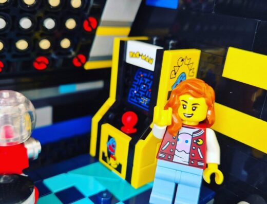 10323 Pac-Man Arcade
